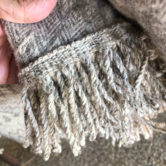 Wool Cropped Fringed Cape One Size Western, Bohemian - Picture 5 of 7